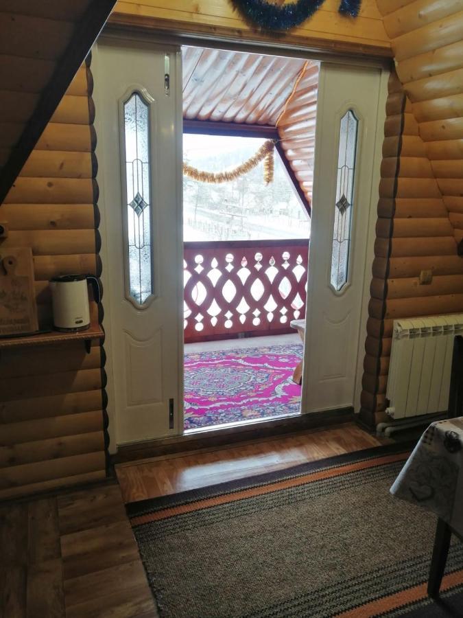 Sadyba Gostynniy Dvir Izki Exterior photo