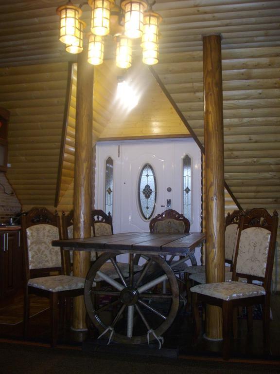 Sadyba Gostynniy Dvir Izki Exterior photo